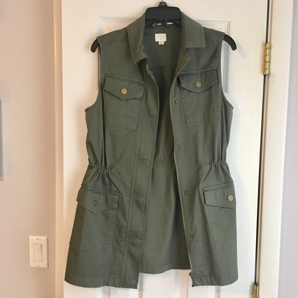 NWOT A New Day Olive Green Utility Vest